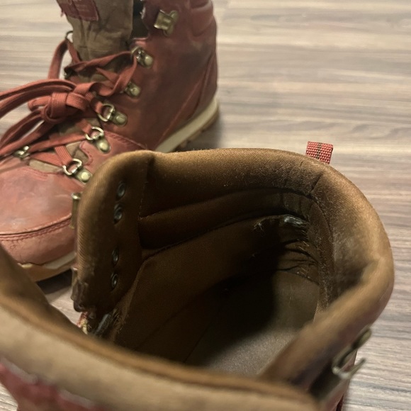 The North Face Leather Waterproof Boots - Picture 2 of 4